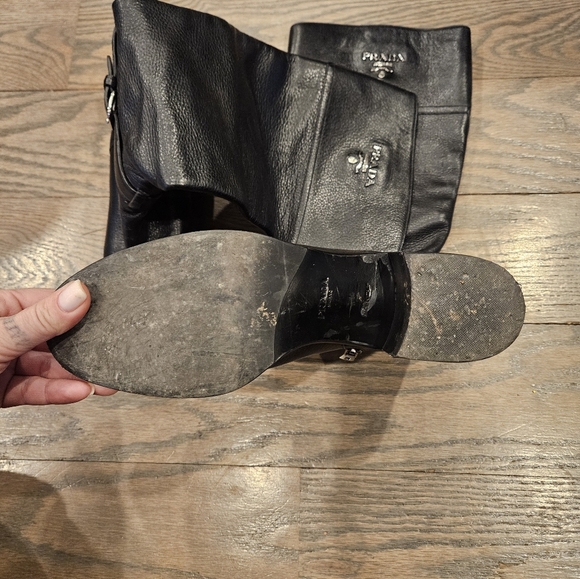 Prada Women's Black Leather Boots size 41 - Picture 3 of 4